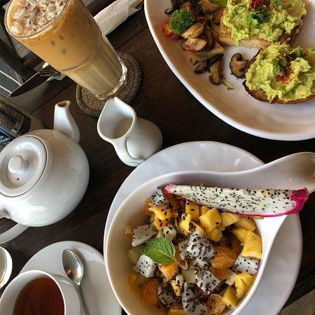 The Vegan Table