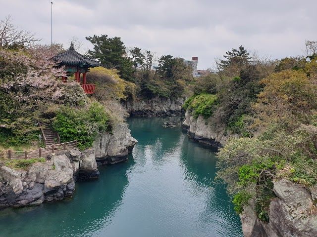 Yongyeon Pond